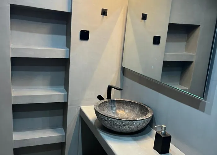 Gasthof Olive Terrace Charouda